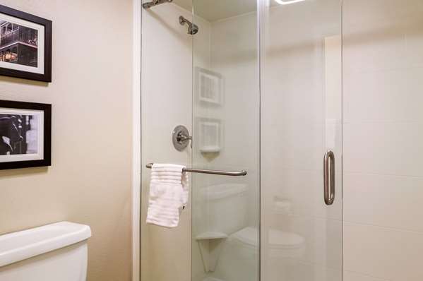 - Comfort Inn & Suites Metairie - I-10, Exit 228