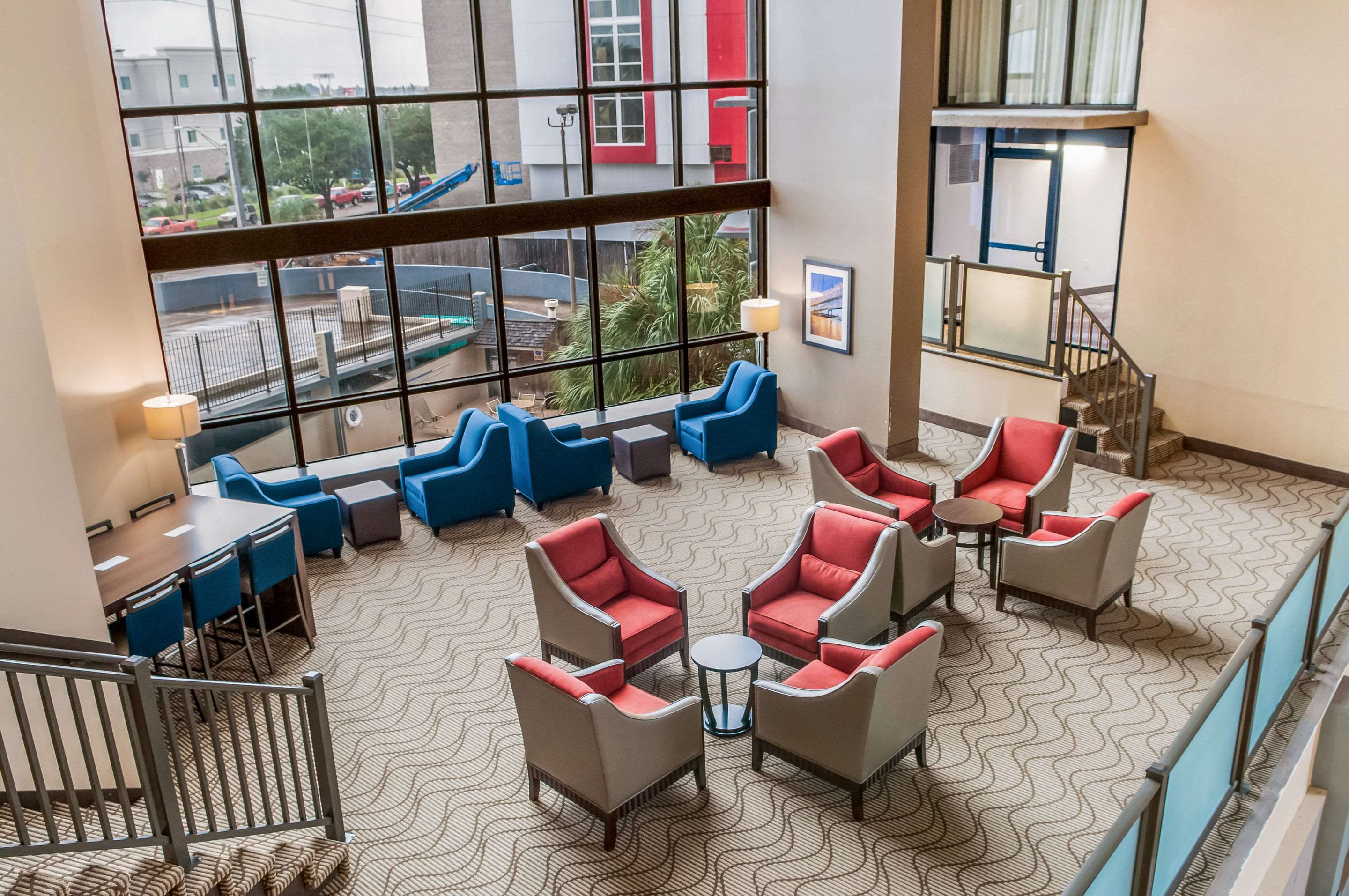 Hotel lobby | Comfort Inn & Suites At Copeland Tower