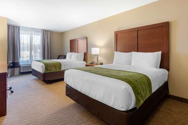  - Comfort Inn & Suites at CrossPlex Village Birmingham - I-20 & I-59, Exit 120