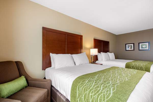  - Comfort Inn & Suites at CrossPlex Village Birmingham - I-20 & I-59, Exit 120