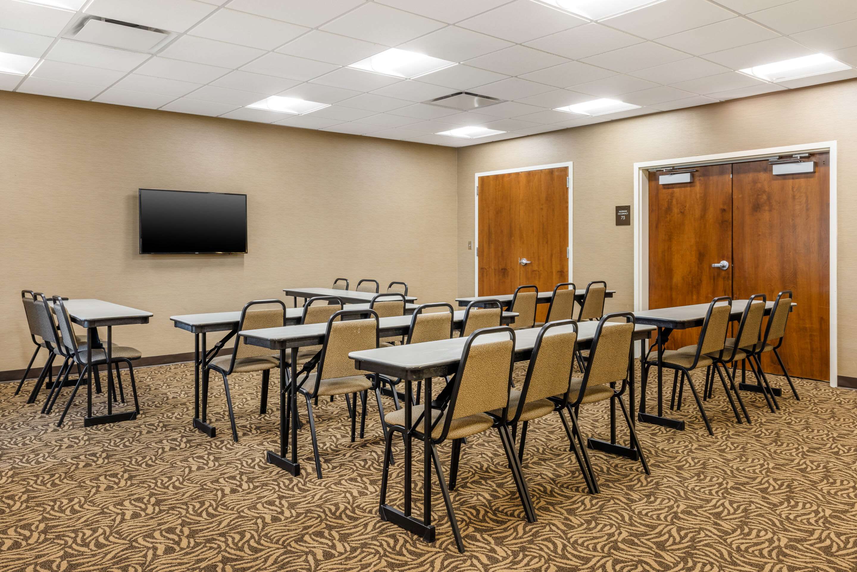 Meeting room | Comfort Inn & Suites at CrossPlex Village