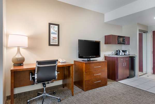 Suite - Comfort Inn & Suites Tavares