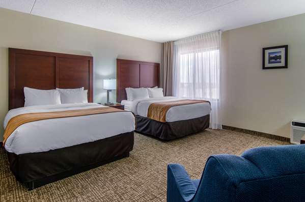  - Comfort Inn & Suites Wichita
