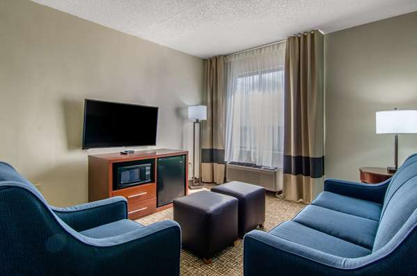 Suite - Comfort Inn & Suites Wichita