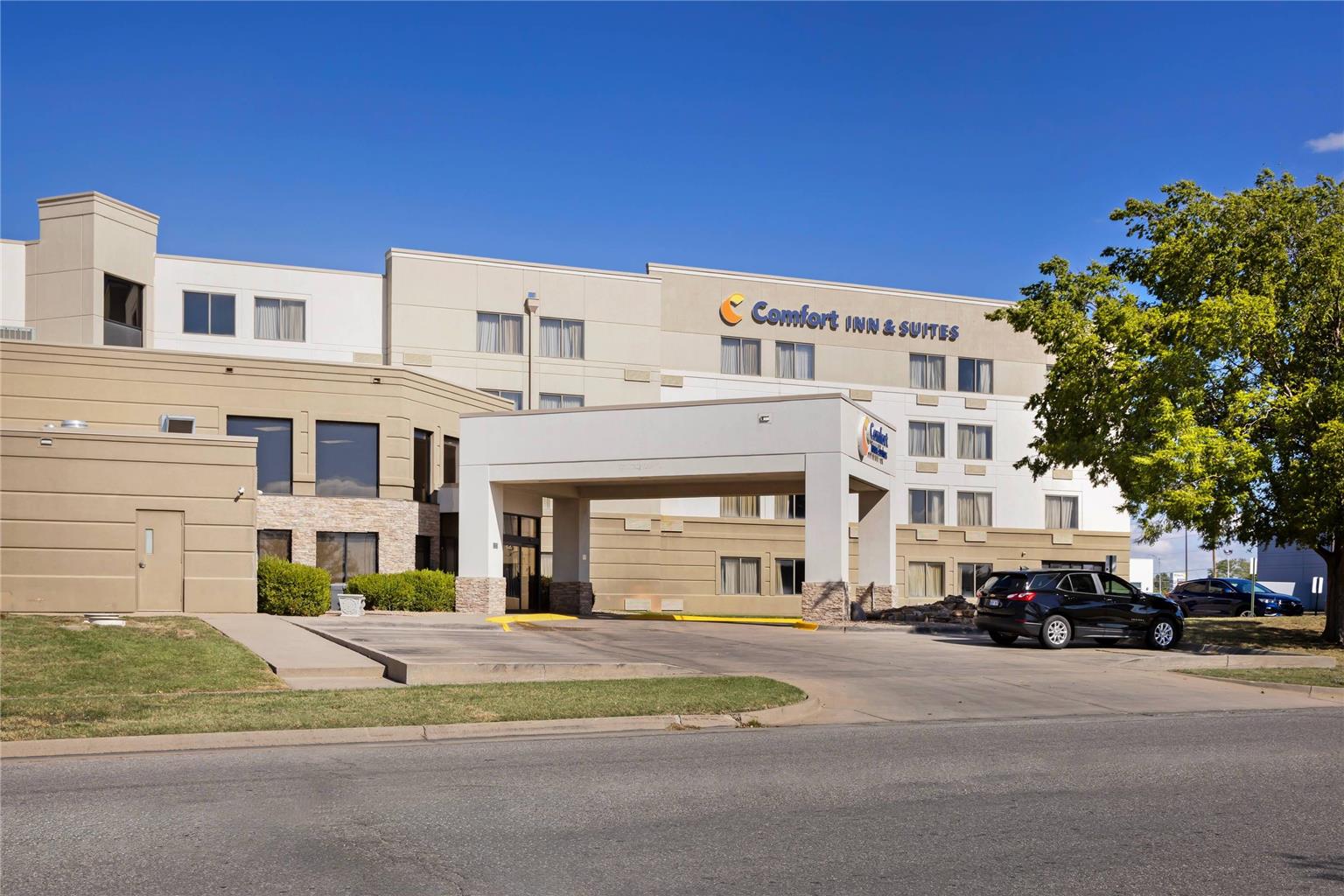 Comfort Inn & Suites, Wichita