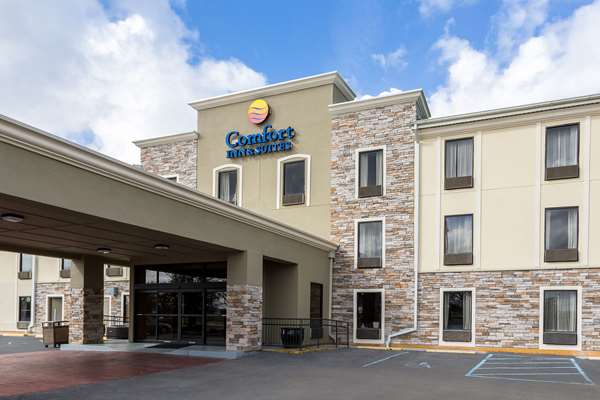 Exterior view - Comfort Inn & Suites Airport Baton Rouge