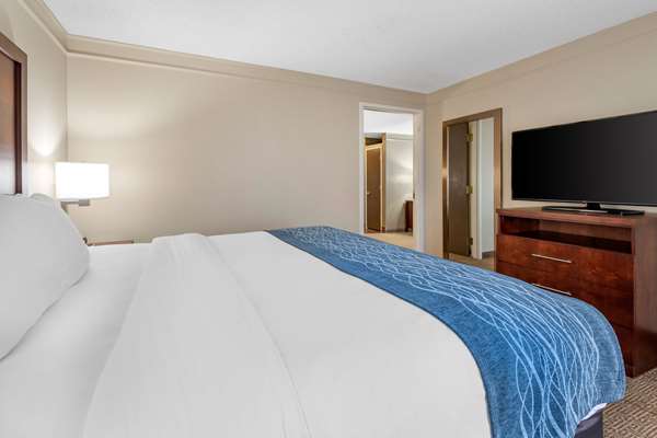 Suite - Comfort Inn & Suites Heath