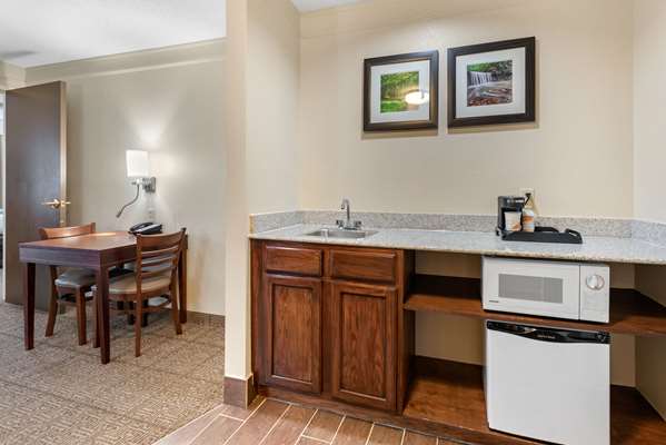 Suite - Comfort Inn & Suites Heath