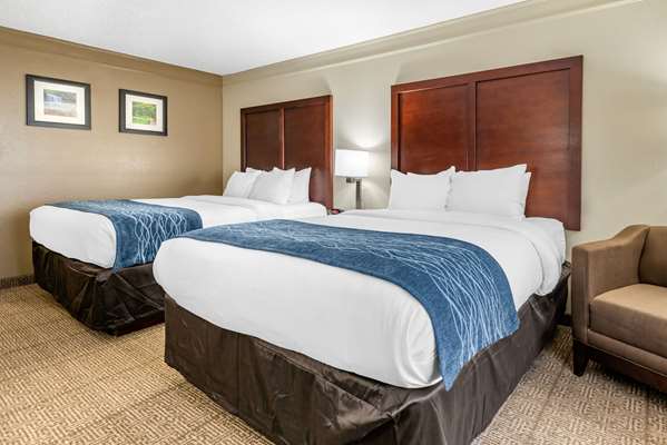  - Comfort Inn & Suites Heath