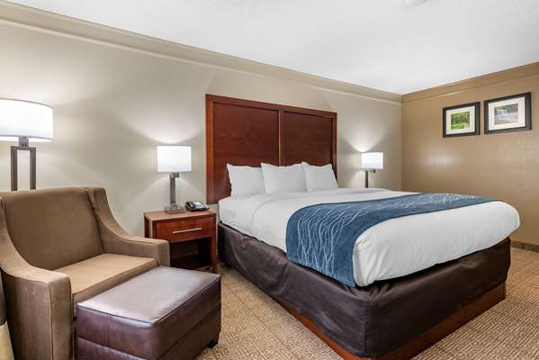  - Comfort Inn & Suites Heath
