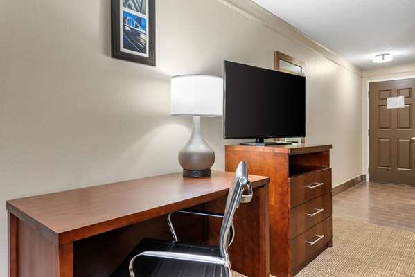 Suite - Comfort Inn & Suites Heath