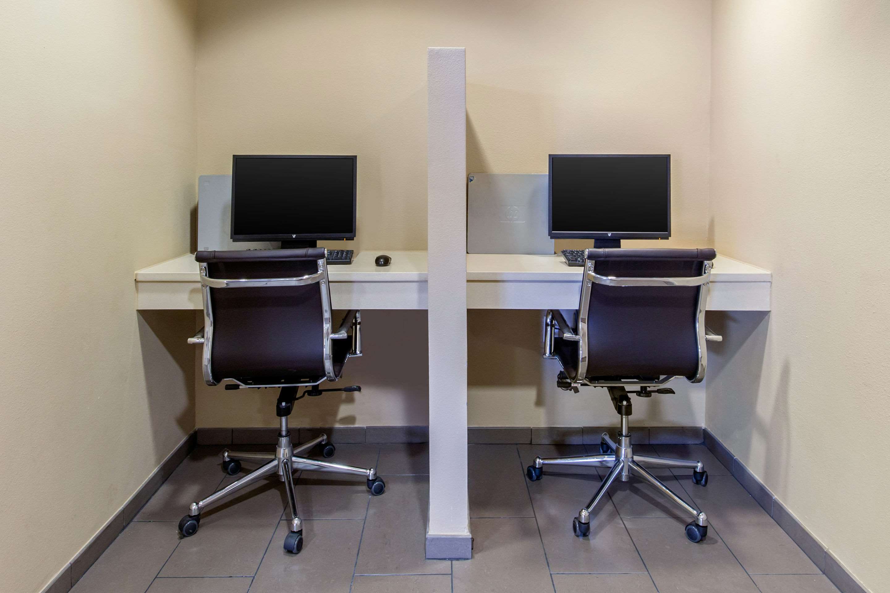 Business center | Comfort Inn & Suites SW Houston Sugarland