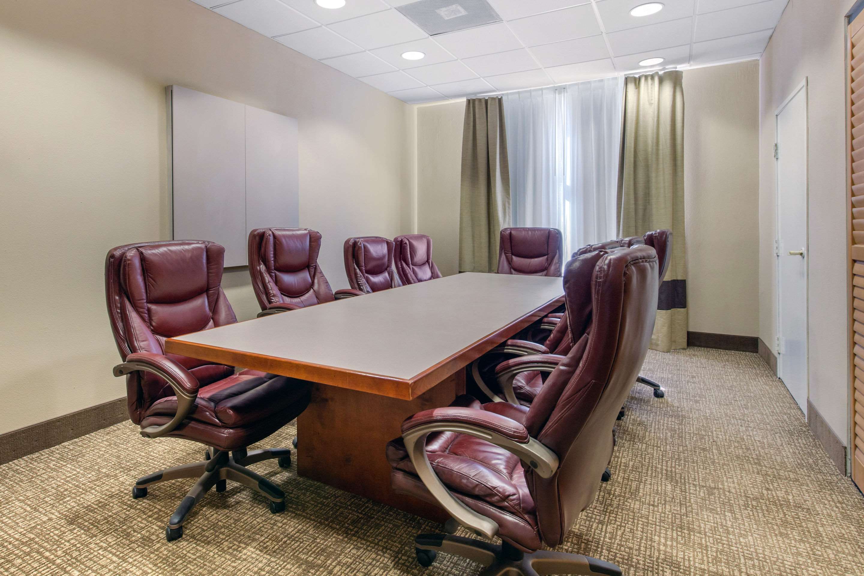 Meeting room | Comfort Inn & Suites SW Houston Sugarland