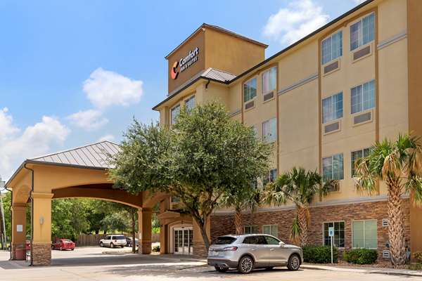 Exterior view - Comfort Inn & Suites Fiesta San Antonio - I-10, Exit 557