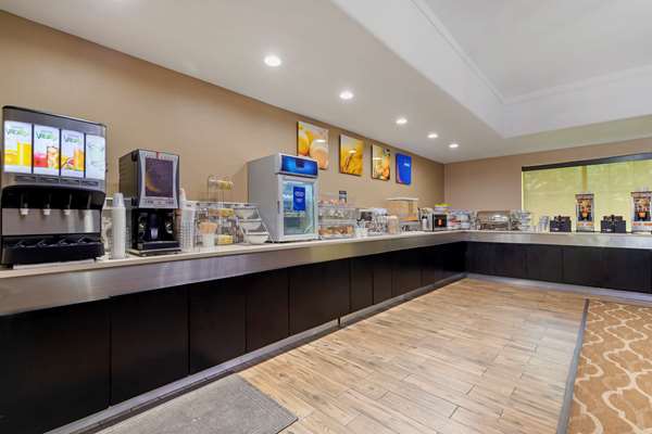 Amenities - Comfort Inn & Suites Fiesta San Antonio - I-10, Exit 557