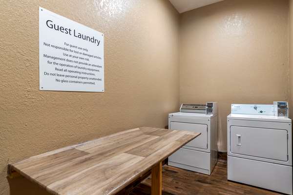 Amenities - Comfort Inn & Suites Fiesta San Antonio - I-10, Exit 557