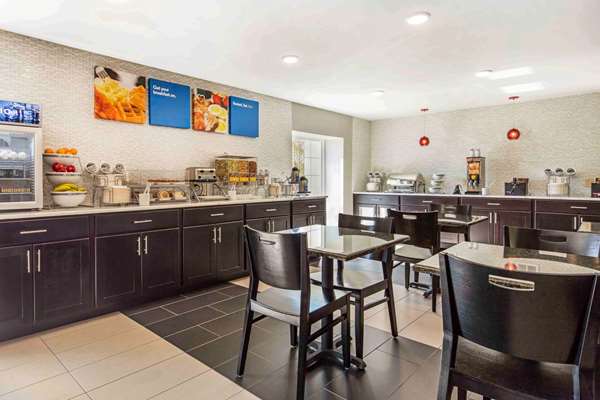 Amenities - Comfort Inn Airport Memphis - I-240, Exit 24