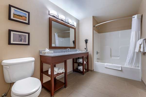 Suite - Comfort Inn & Suites Northern Kentucky Wilder - I-275, Exit 77