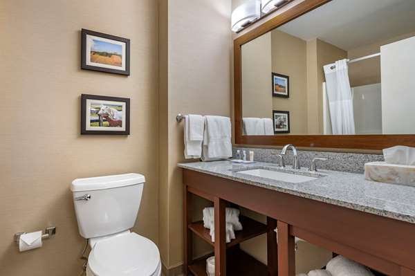 Suite - Comfort Inn & Suites Northern Kentucky Wilder - I-275, Exit 77
