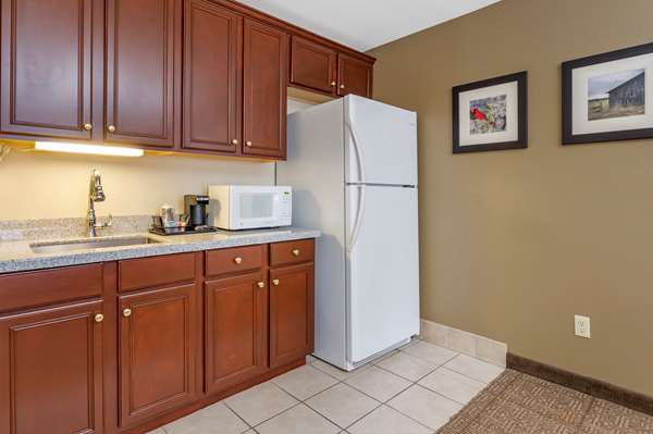 Suite - Comfort Inn & Suites Northern Kentucky Wilder - I-275, Exit 77