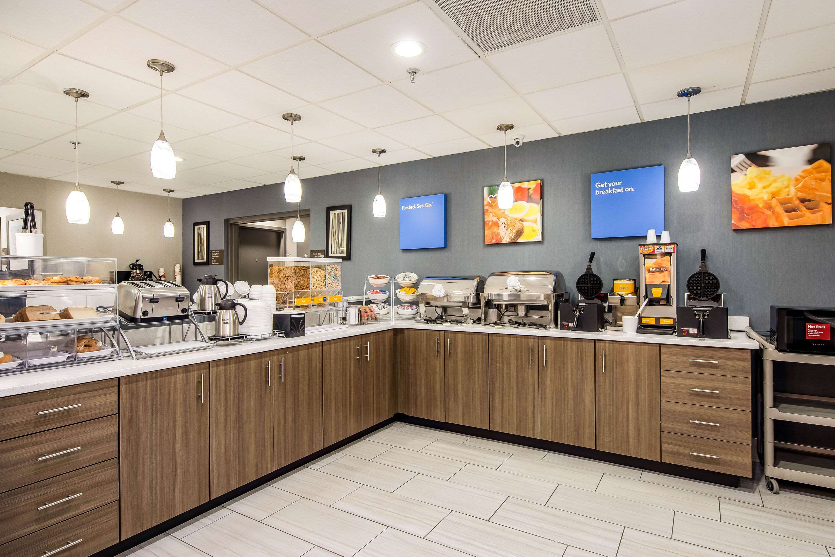 Breakfast counter