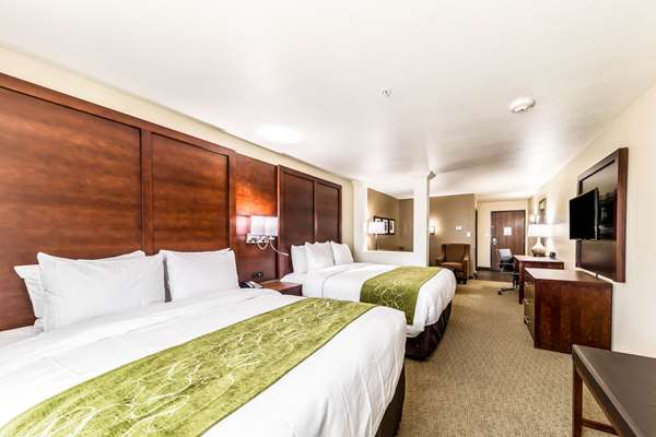  - Comfort Suites Grand Prairie