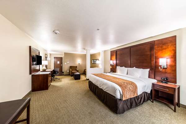  - Comfort Suites Grand Prairie