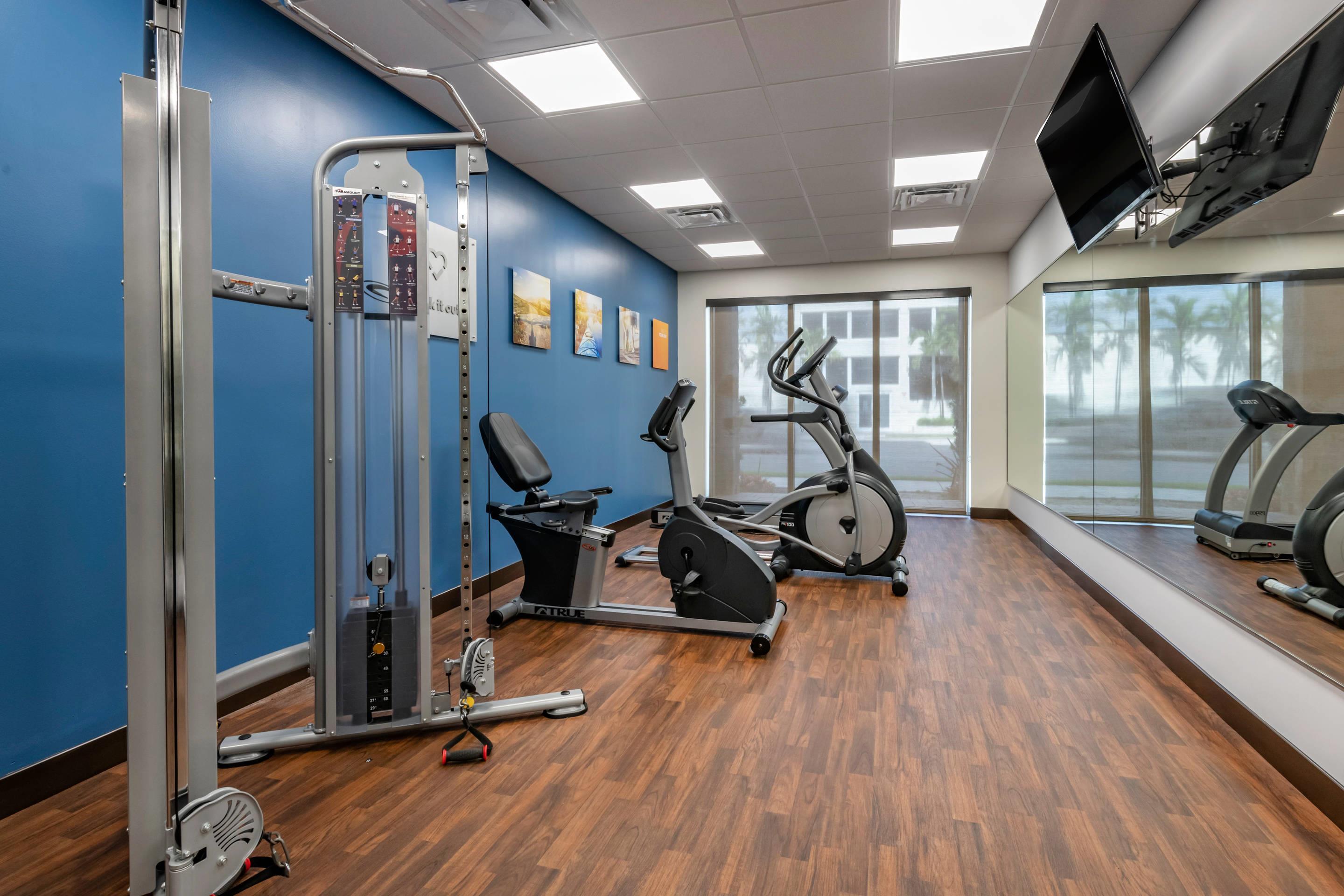 Fitness center | Comfort Suites Fort Lauderdale Airport & Cruise Port