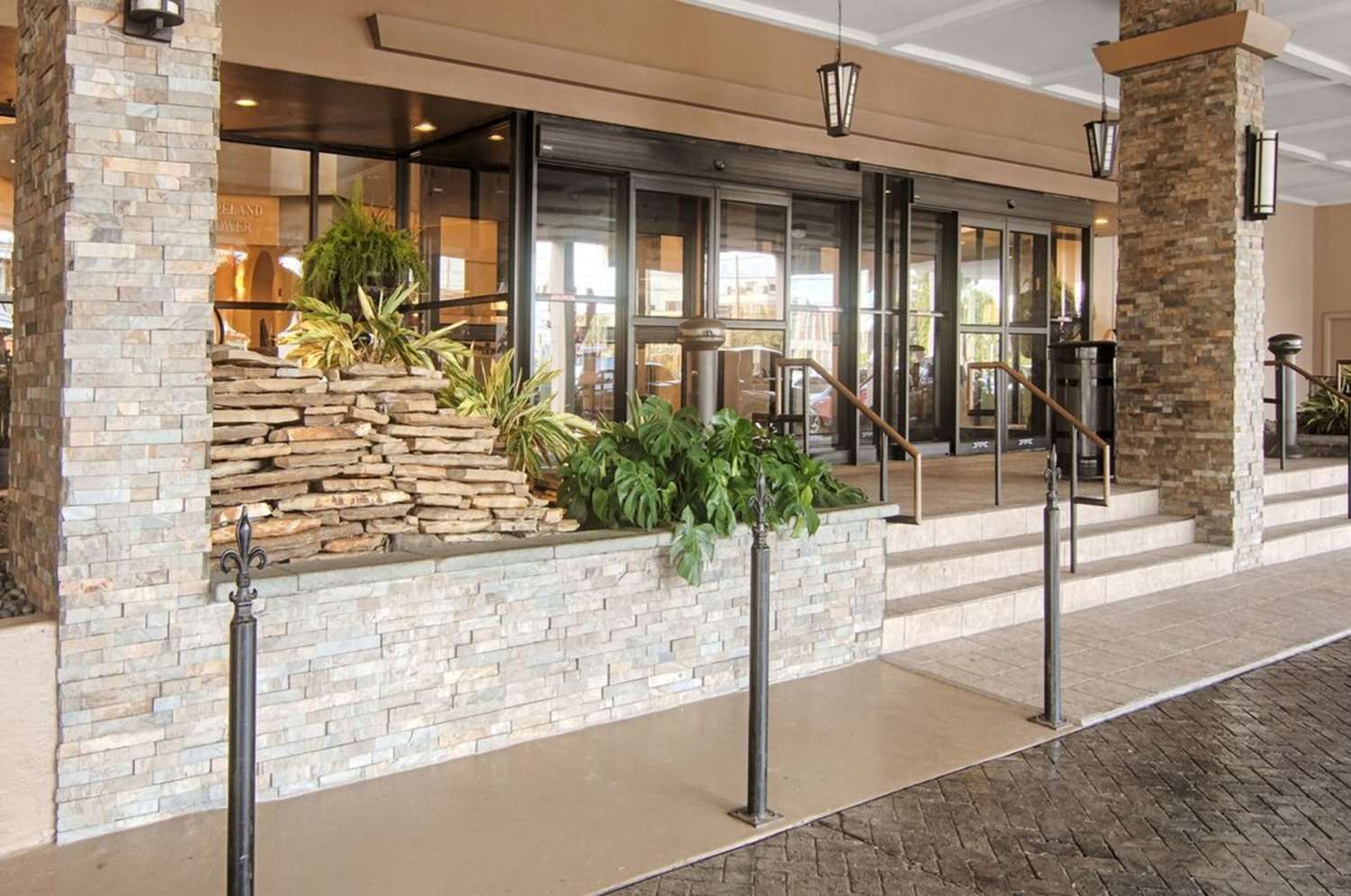 Copeland Tower Suites Metairie, LA See Discounts