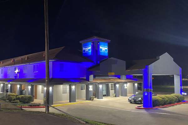 Exterior view - Rodeway Inn Stephenville