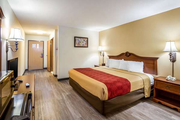  - Econo Lodge Fairview Heights - I-64, Exit 12