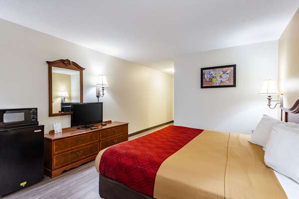  - Econo Lodge Fairview Heights - I-64, Exit 12