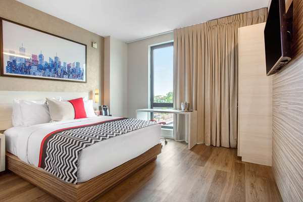  - Insignia Hotel Brooklyn