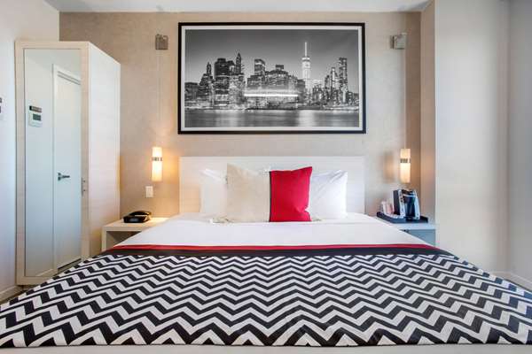  - Insignia Hotel Brooklyn