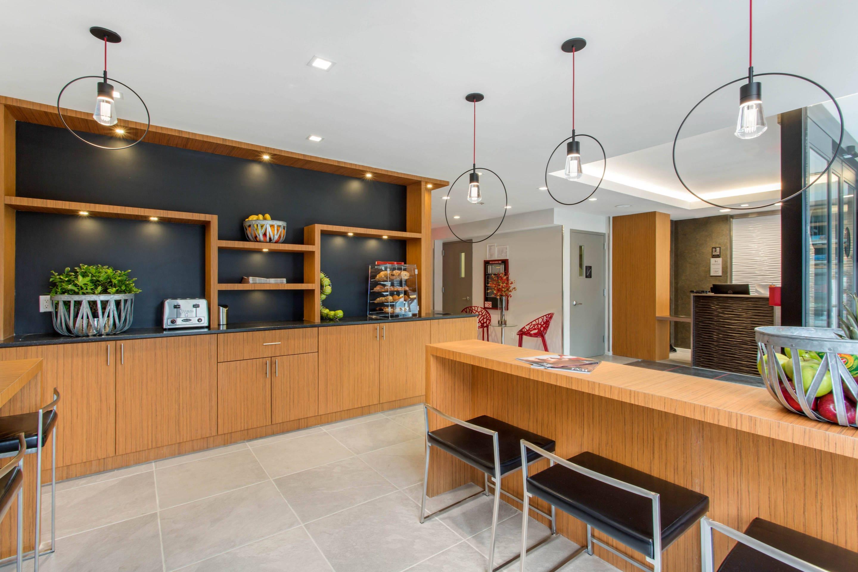 Breakfast area