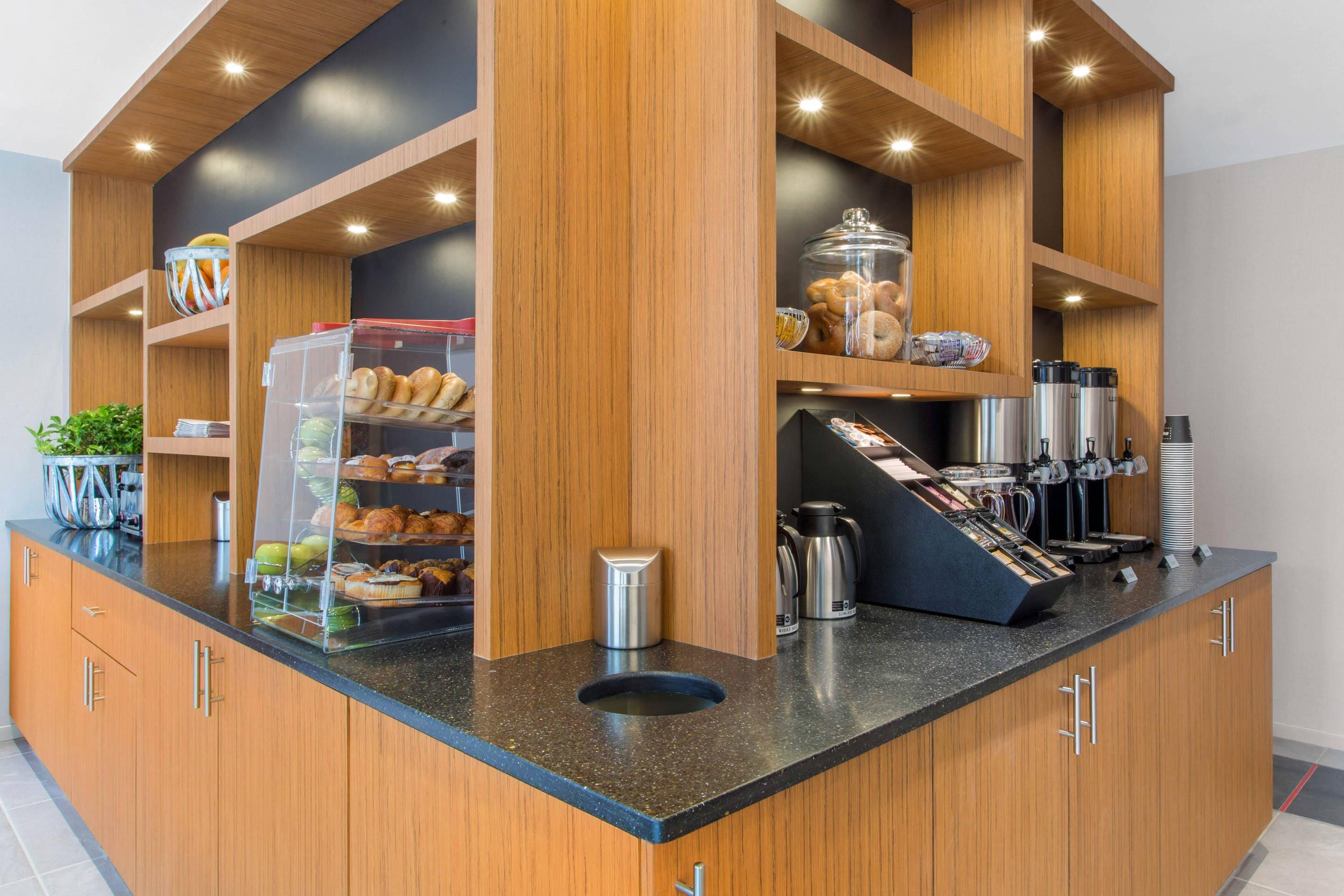 Breakfast counter