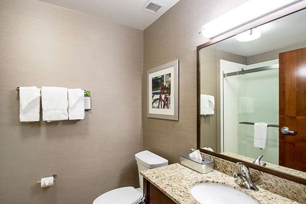  - MainStay Suites East Madison