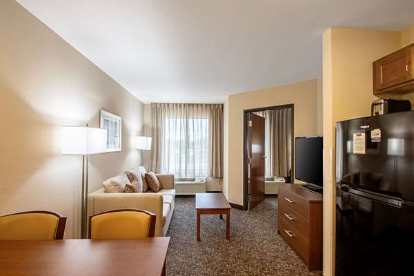Suite - MainStay Suites East Madison