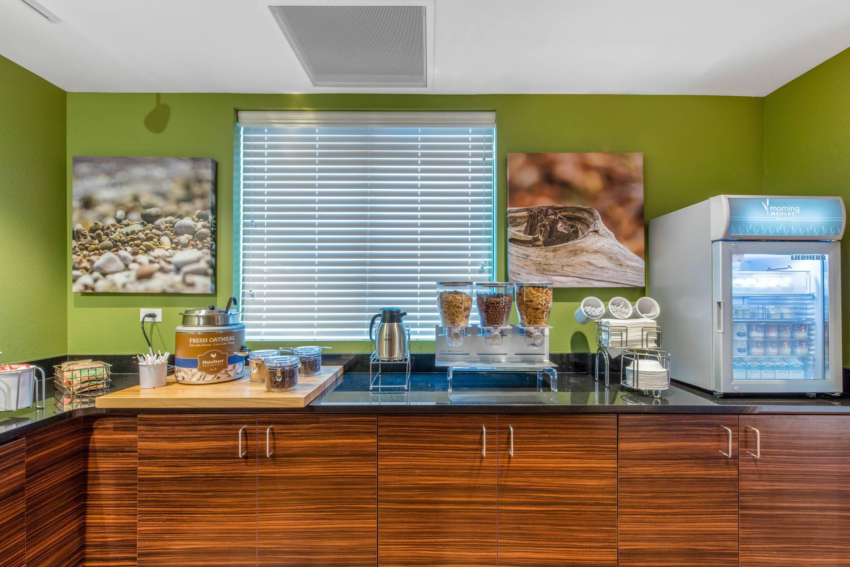 Breakfast area