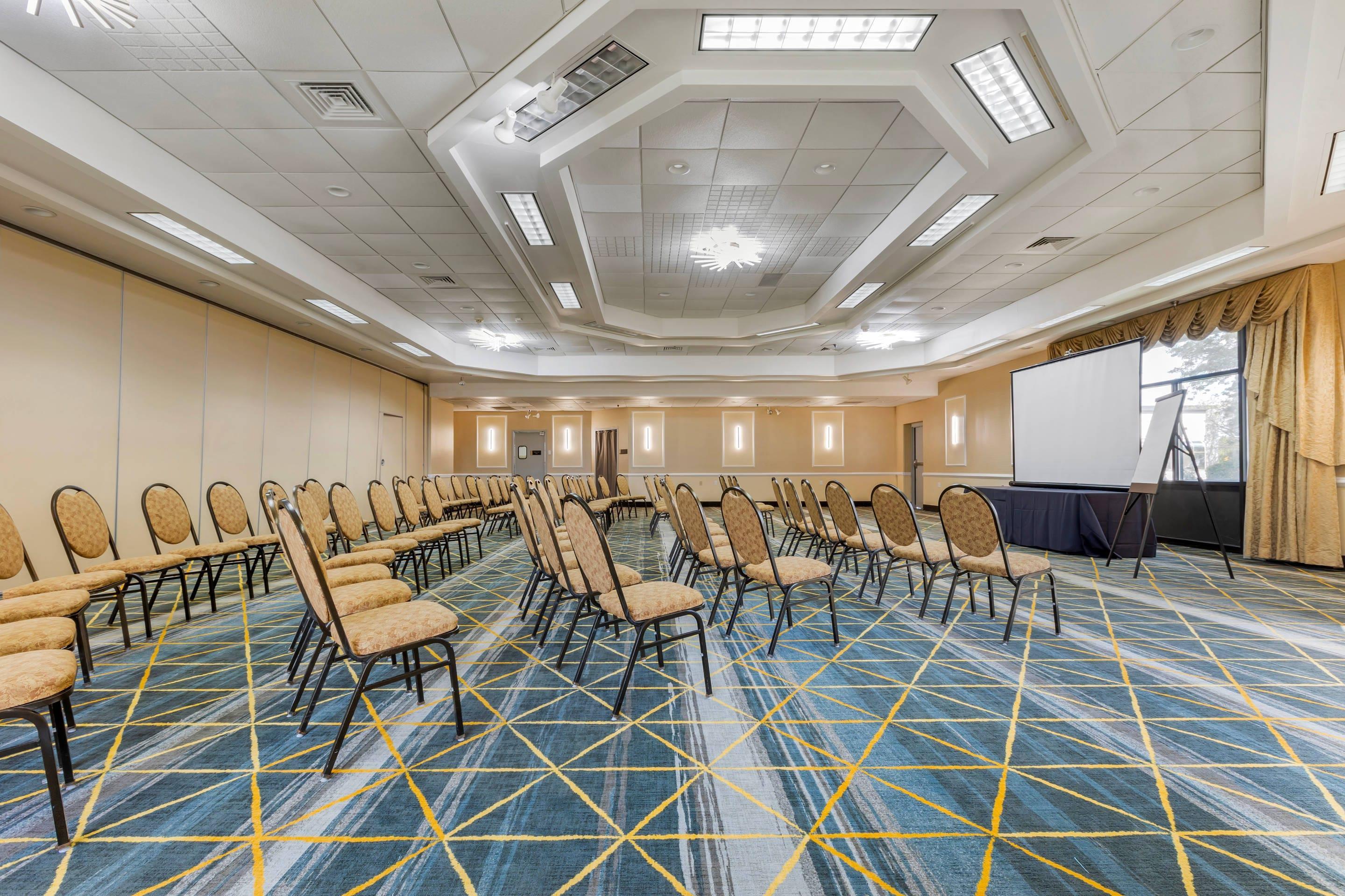 Conference Room | The Lux Hotel & Conference Center, Ascend Hotel Collection