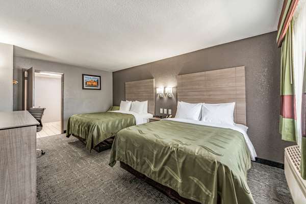  - Quality Inn AT&T Center San Antonio - I-10, Exit 579