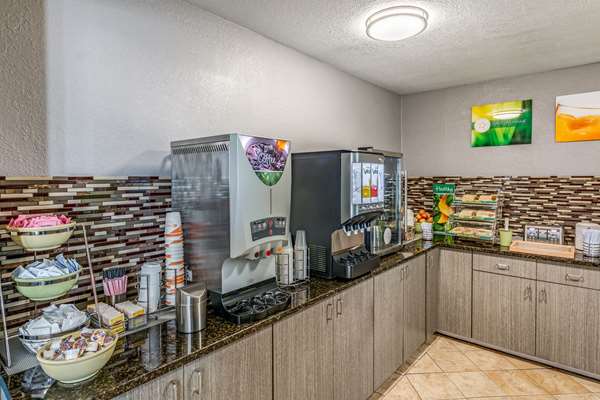 Amenities - Quality Inn AT&T Center San Antonio - I-10, Exit 579