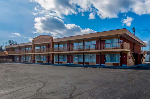 Exterior view - Quality Inn Luray