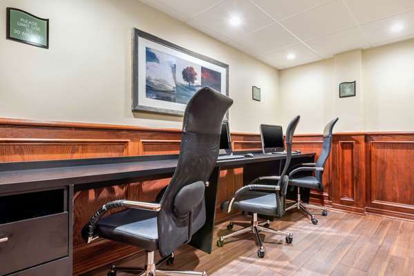 Conference Area - Quality Inn & Suites Brampton