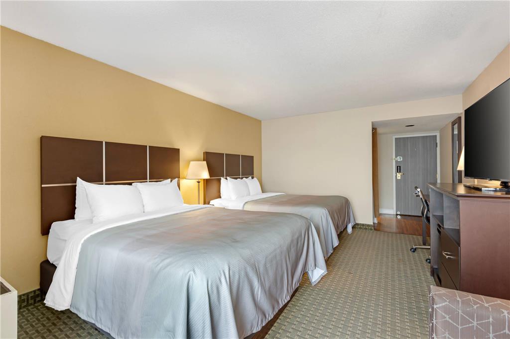 QUALITY INN AND SUITES-guestroom-Guest Room,On-Site.jpg