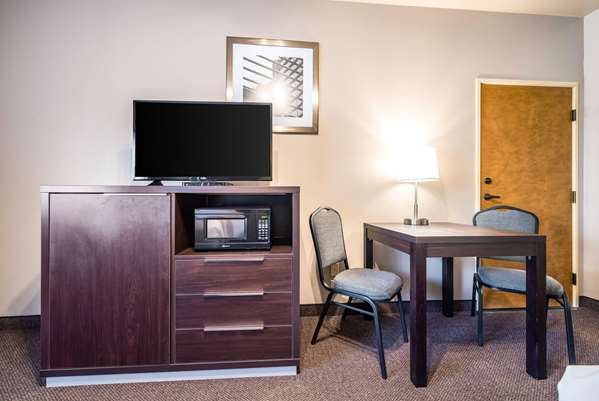 - Quality Inn & Suites Bainbridge Island