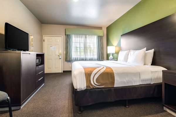 - Quality Inn & Suites Bainbridge Island