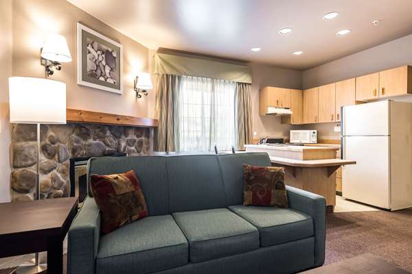 Suite - Quality Inn & Suites Bainbridge Island