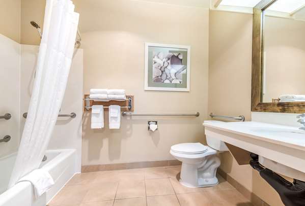 Suite - Quality Inn & Suites Bainbridge Island