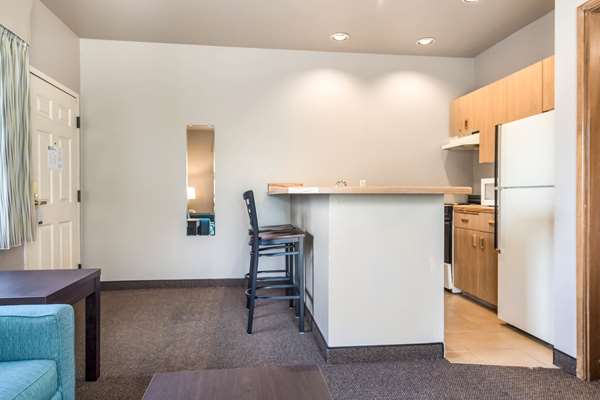 Suite - Quality Inn & Suites Bainbridge Island